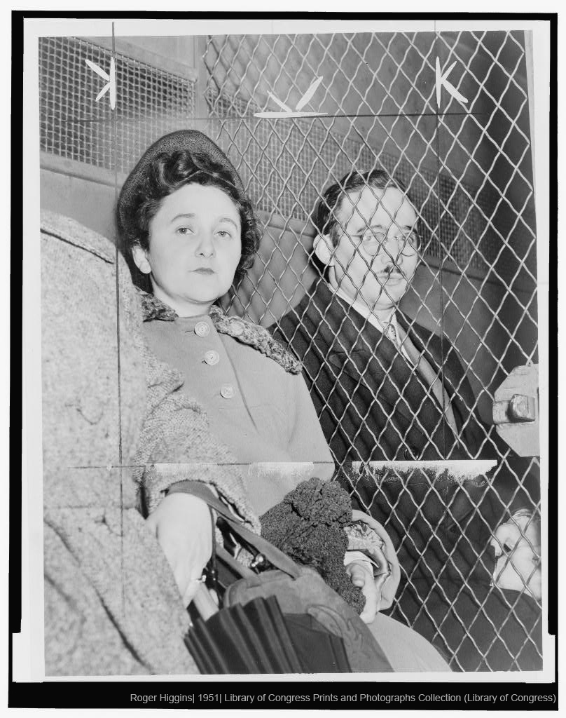 A photo of Julius and Ethel Rosenberg in a jail cell